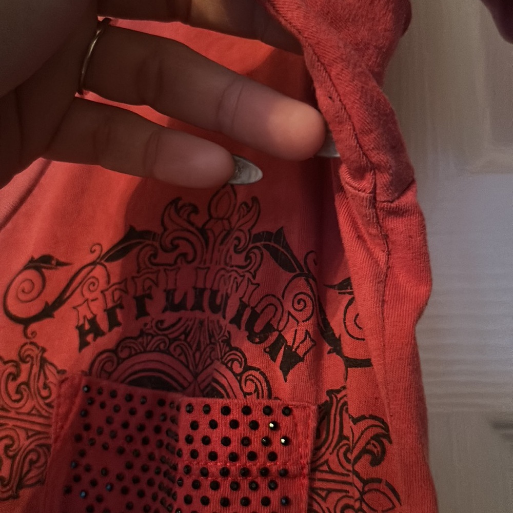 Affliction tee red with black stones - Picture 5 of 10